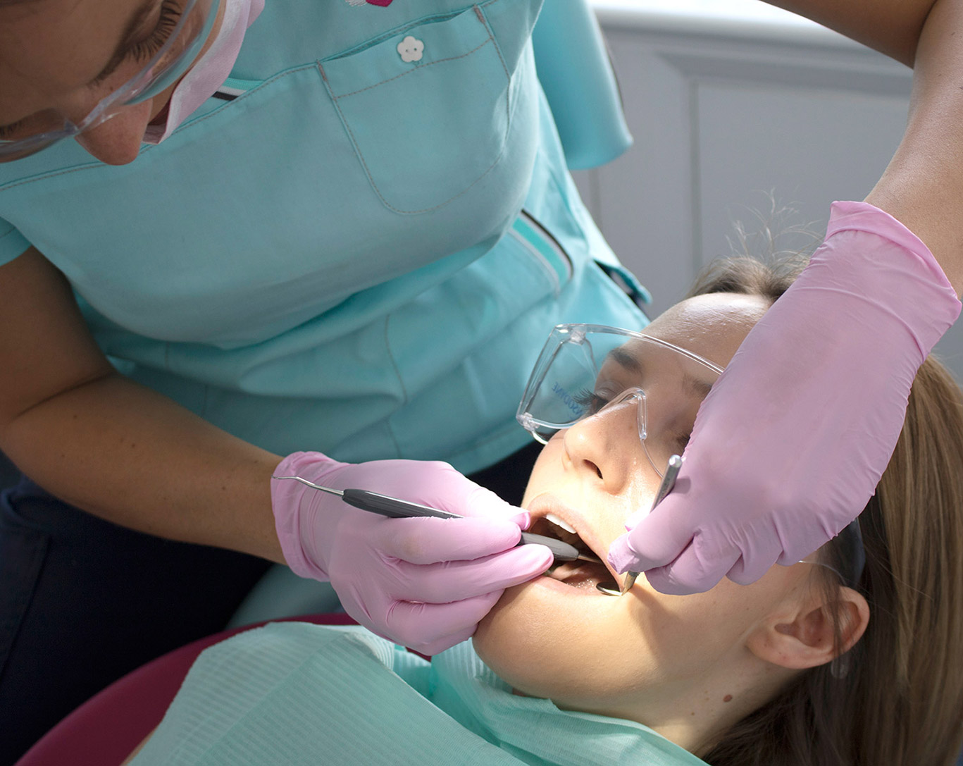 de-scale your teeth